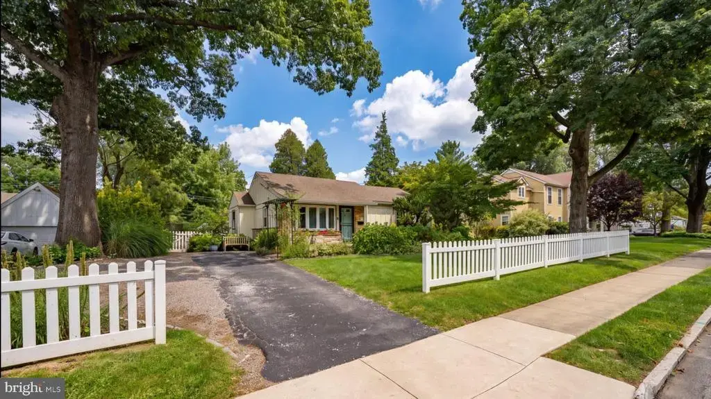 106 N Lowrys Ln, BRYN MAWR