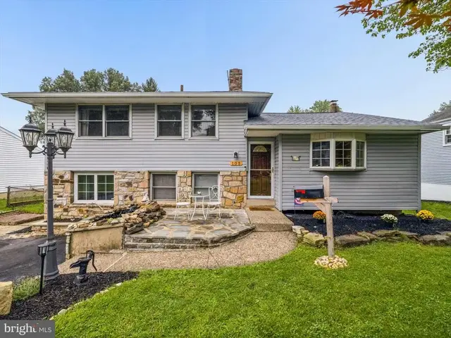 105 Overlook Ave, Willow Grove