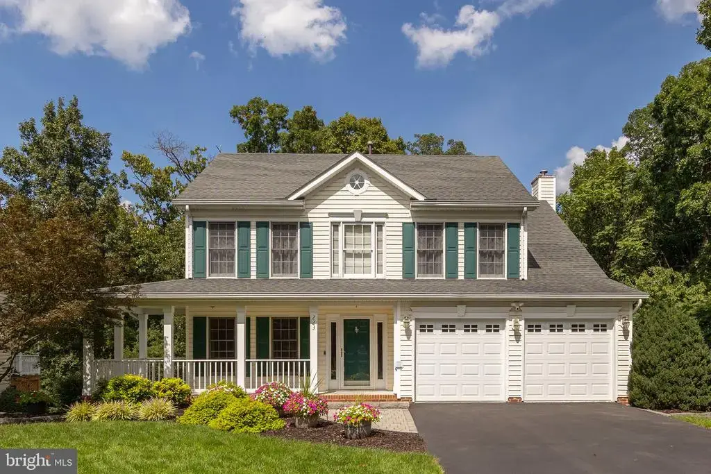 223 Asbury Rd, WINCHESTER
