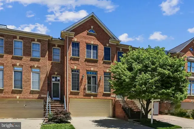 10407 Dalebrooke Ln, Potomac