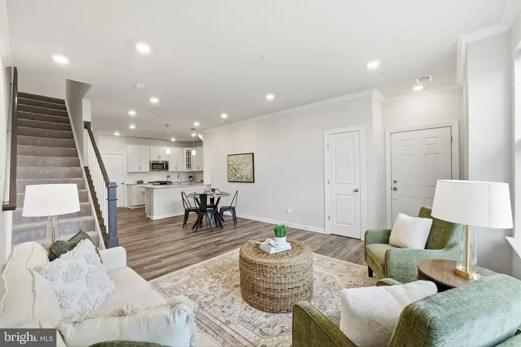 2325 Stephanie Tessa Ln, WOODBRIDGE