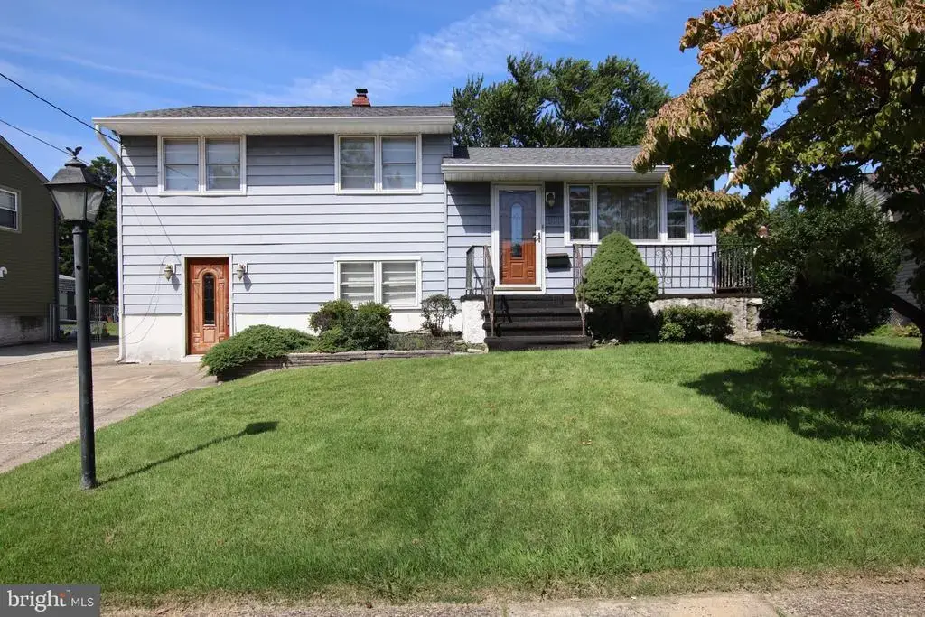 309 Spruce, GLOUCESTER CITY