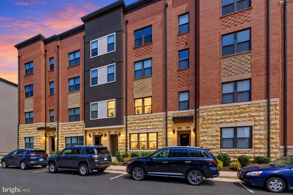 20566 Milbridge Ter, ASHBURN