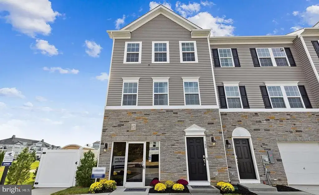244 Macoun Way, GLASSBORO