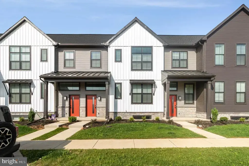 102 Stickley Dr, MECHANICSBURG
