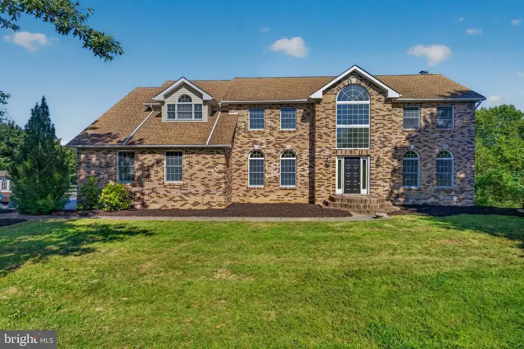 630 Clearfield Rd, NAZARETH