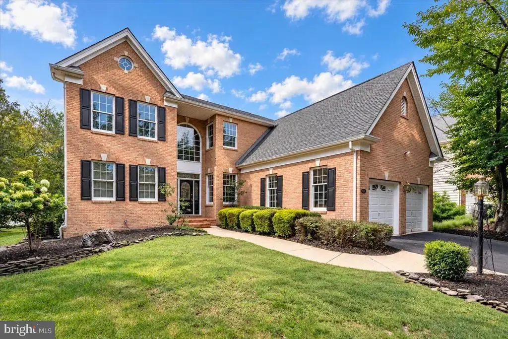 5008 Short Grass Ln, HAYMARKET