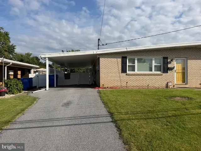 7080 Clearfield St, Harrisburg