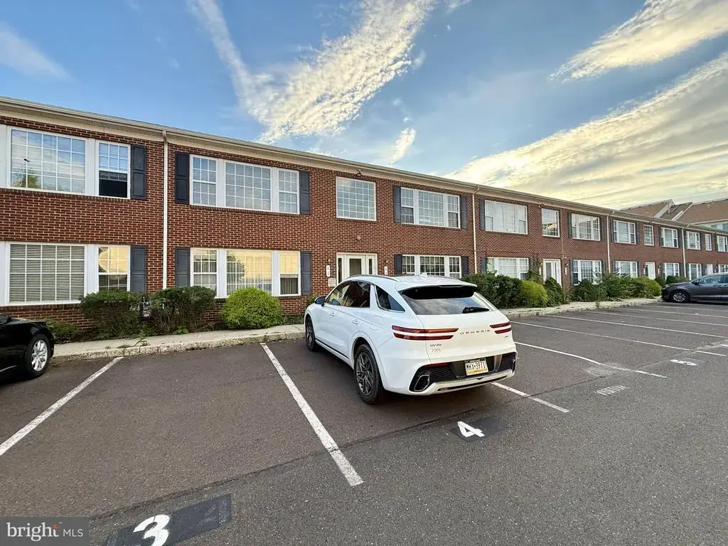 9228-38 Blue Grass Rd #4, PHILADELPHIA