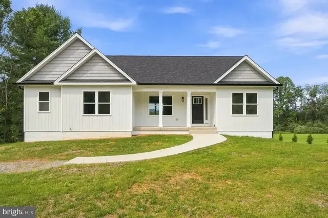 11368 Obannons Mill Rd, Boston