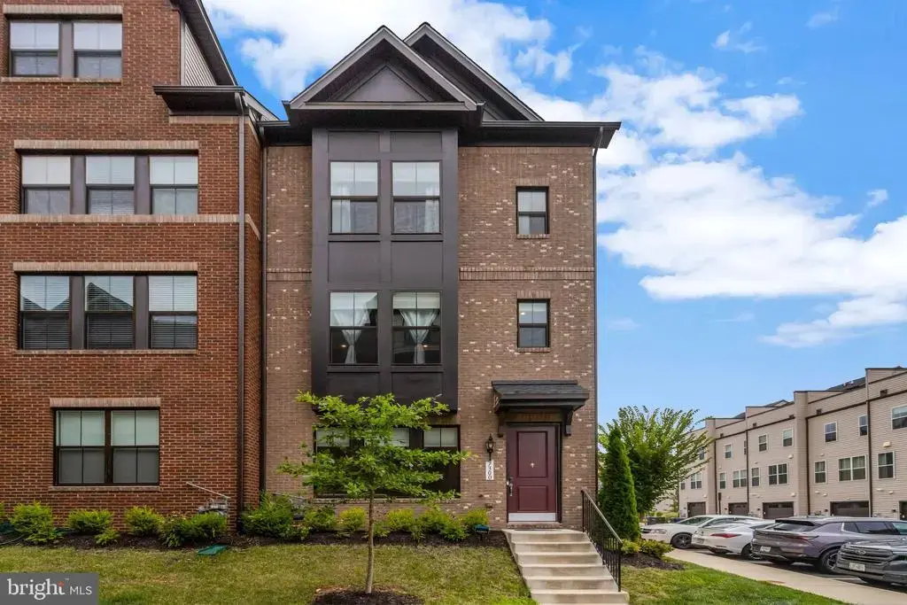 7300 Mountaineer Dr, ALEXANDRIA