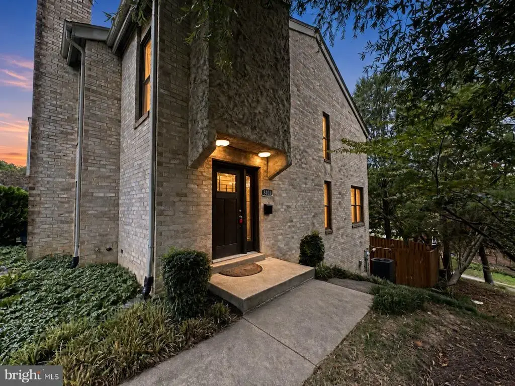 8101 Burkart Ct, GREENBELT