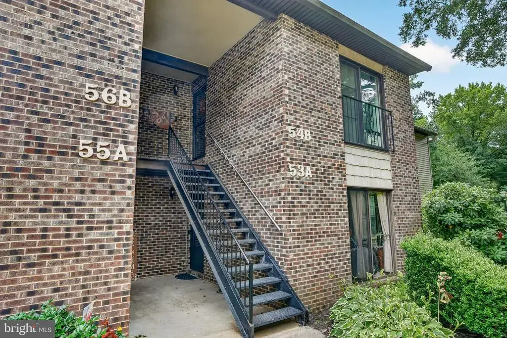 54 W Bluebell Ln, MOUNT LAUREL