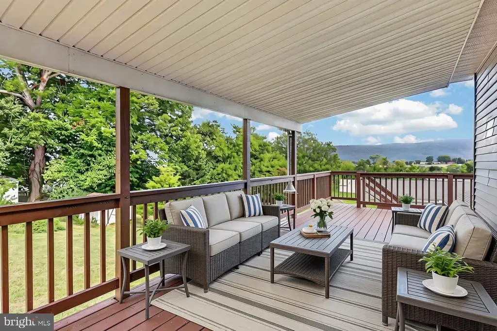 358 W Spring St, WOODSTOCK