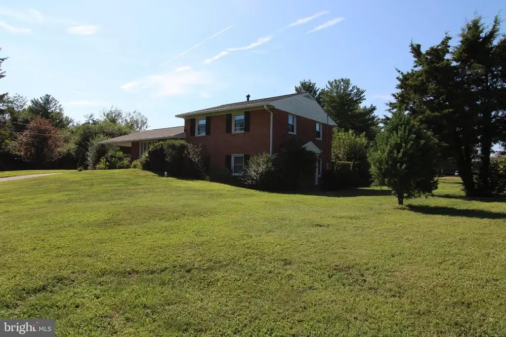 5100 Ampthill Dr, ALEXANDRIA
