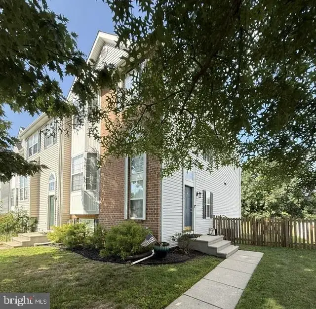 1776 Upper Forde Ln, Hampstead