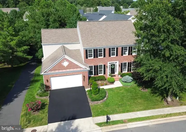 8164 American Holly Rd, Lorton