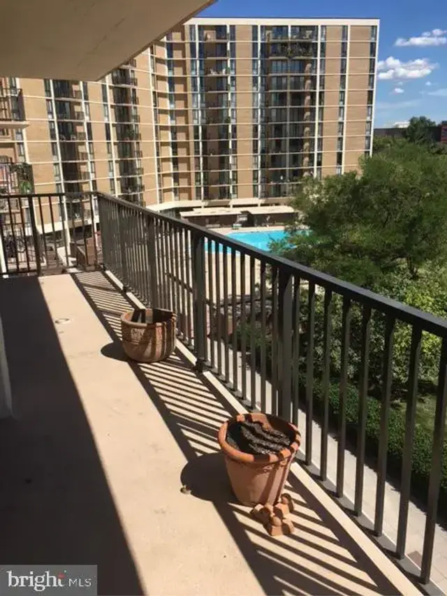 6800 Fleetwood Rd #520, Mclean