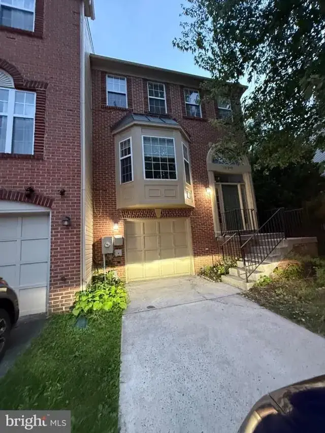 10340 Procera Dr, Rockville