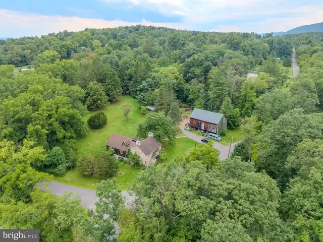 4596 Arch Rock Rd, Mifflintown