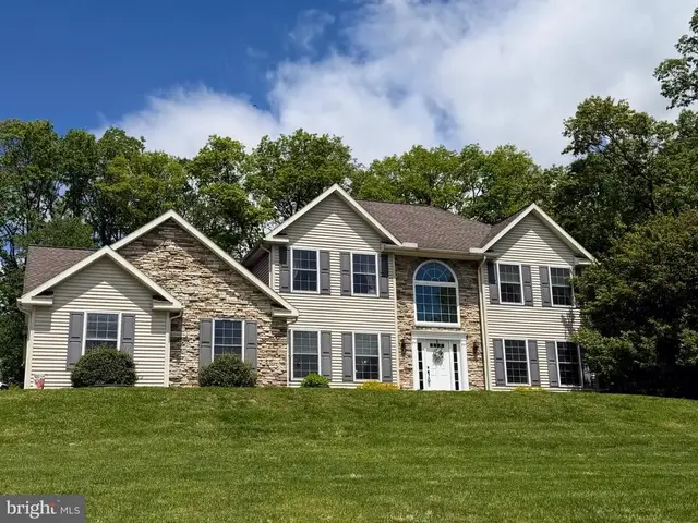 1220 Old 522, Selinsgrove