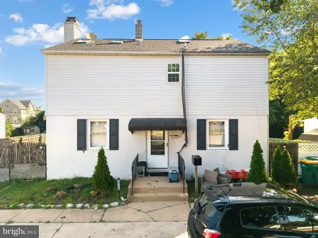 612 Veterans Hwy, Bristol