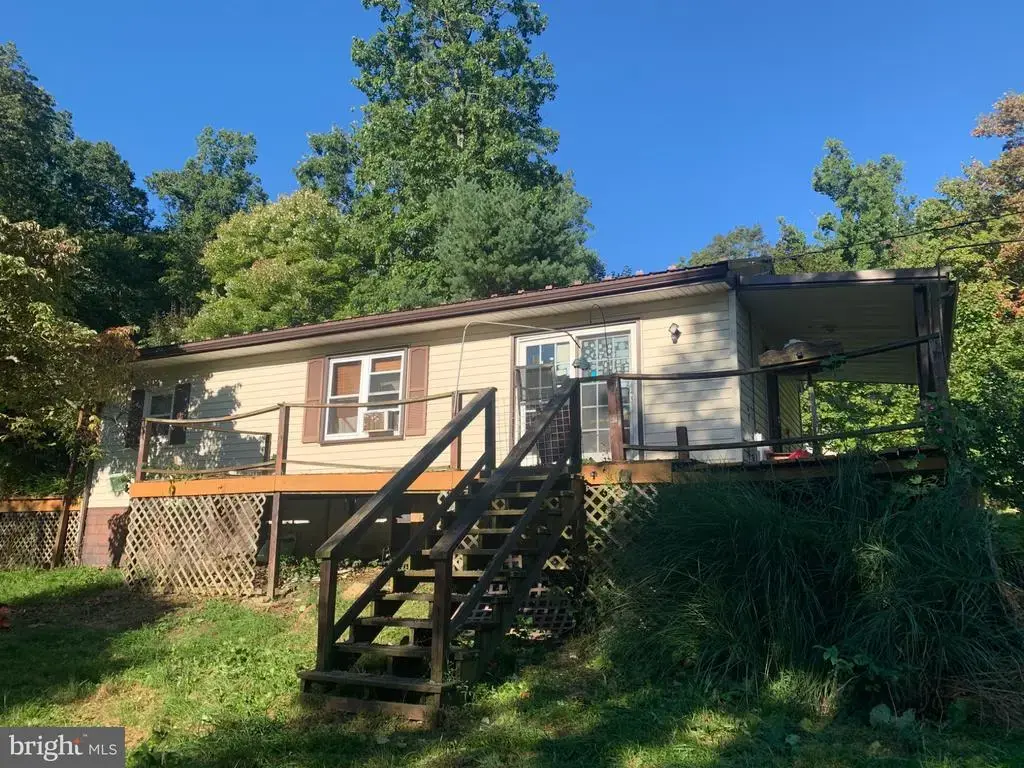 13758 Lincoln Way West, FORT LOUDON
