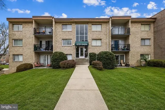12751 Dara Dr #102, Woodbridge