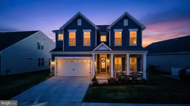 215 Kingfisher Ln, Chester