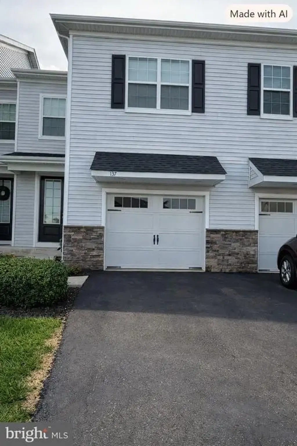 137 Goldenvale Dr, ROYERSFORD