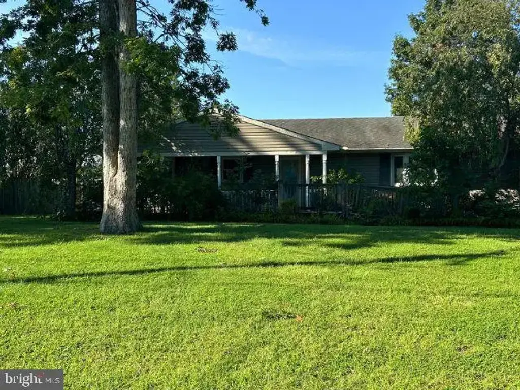 31 Porreca Dr, MILLVILLE