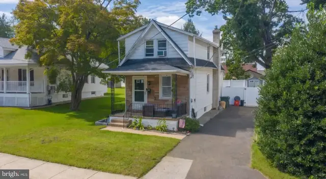 512 Cricket Ave, Glenside