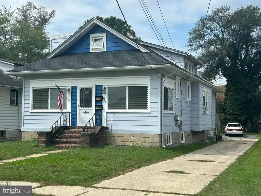 301 Landis Ave, OAKLYN
