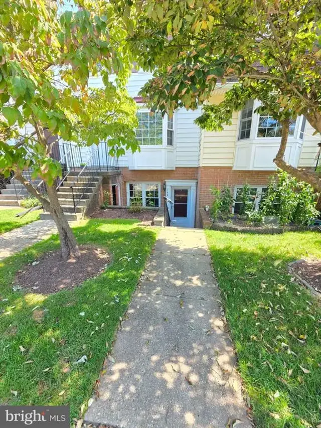 144 Crossbow Ln #283, Gaithersburg