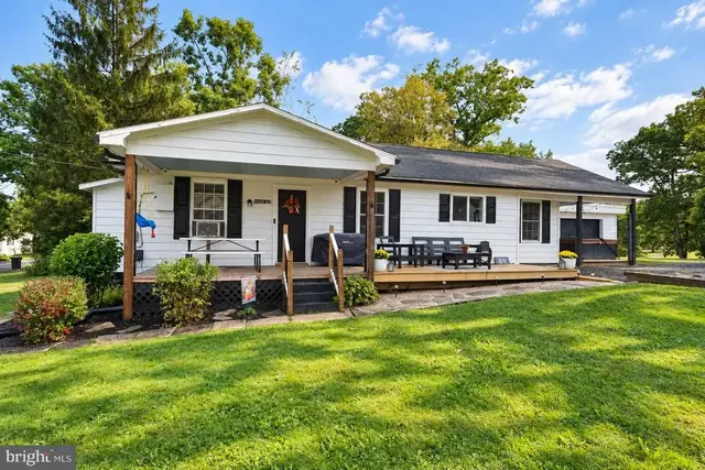 408 M St, Mt Lake Park