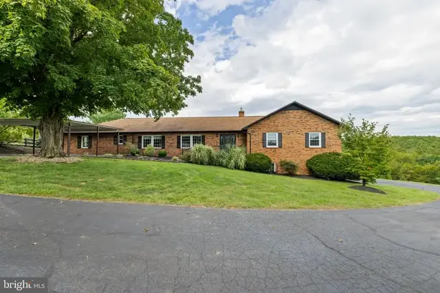 308 Stonewall Rd, Weyers Cave