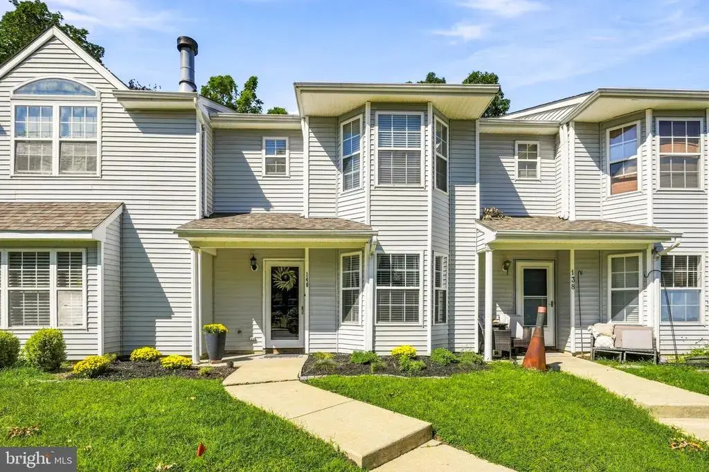 140 Pendragon Way, MANTUA