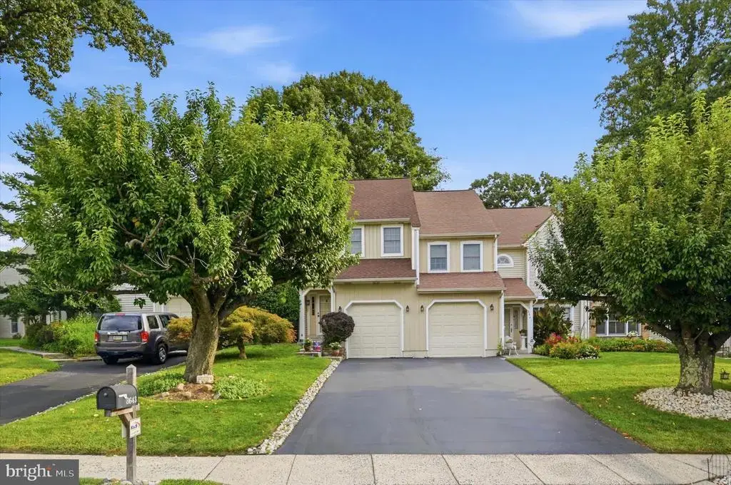 8643 Trumbauer Dr, GLENSIDE