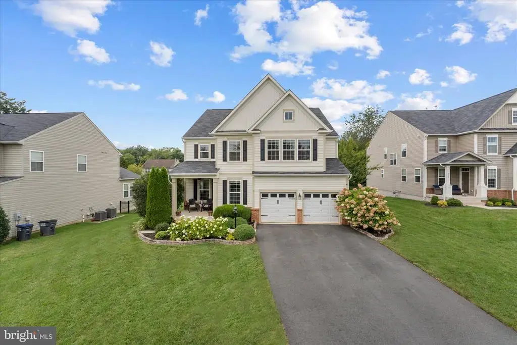 9049 Stone Crest Dr, WARRENTON