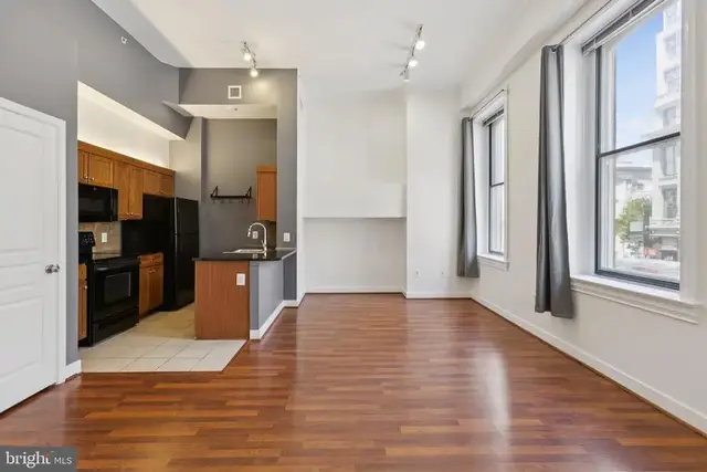 616 E Nw #217, Washington