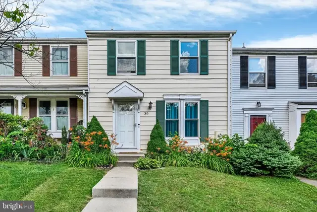 39 Rader Ct, Baltimore