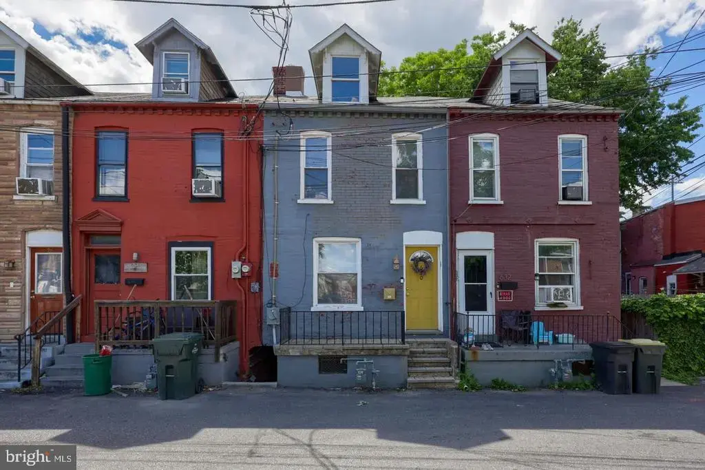 630 N Market St, LANCASTER