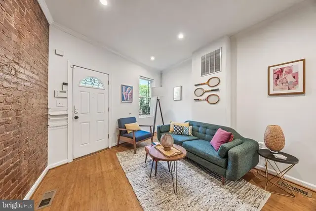704 Rhode Island Ave Nw, Washington