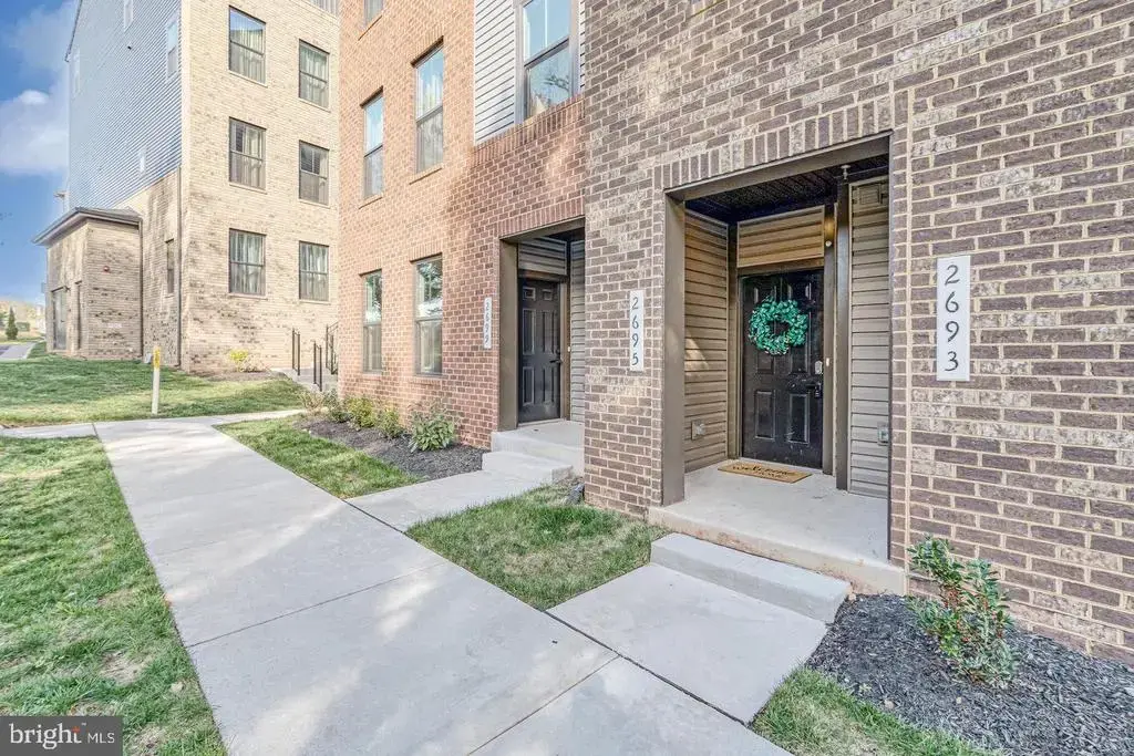 2695 Velocity Rd #49k, HERNDON