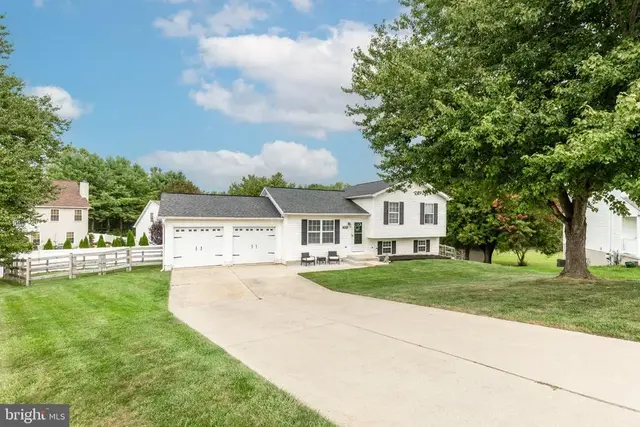 3874 Yellowstone Ct, Hampstead