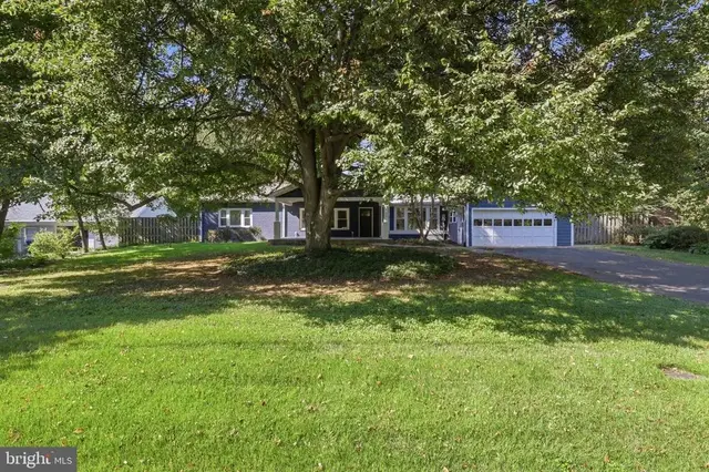 6432 Ichabod Pl, Falls Church