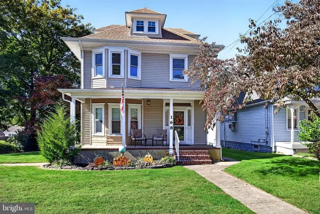 168 Lakeside Blvd, HAMILTON
