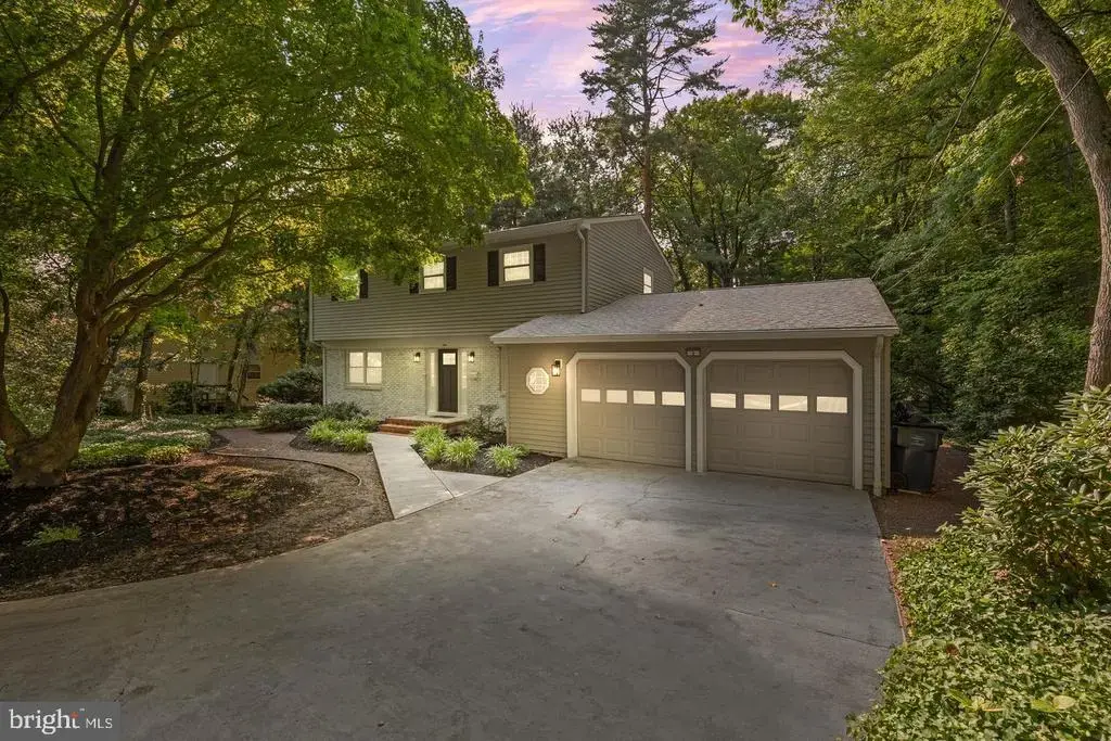 9 Pin Oak, LAWRENCE TOWNSHIP