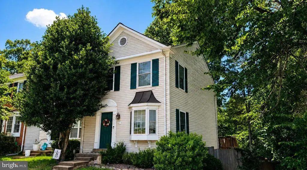 2 Fairmont Pl, STERLING