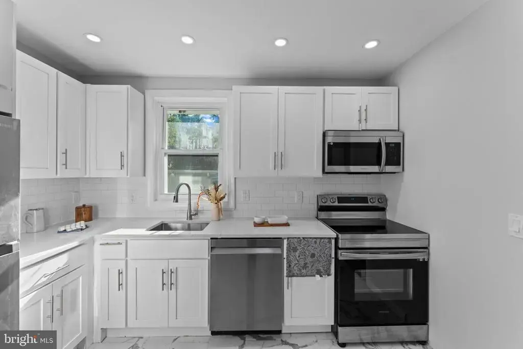 2038 Naamans Creek Rd, UPPER CHICHESTER